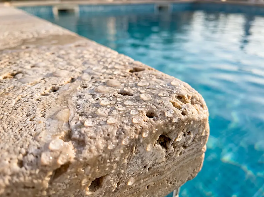 pierre naturelle piscine